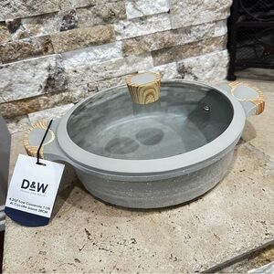 D&W Deane & White 4.2qt Low Casserole 11” Skillet W/Lid Nonstick "Beige" NEW